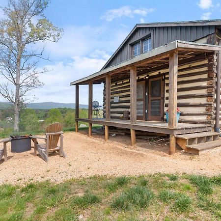 Rustic Baileys Retreat Cabin Near Wineries! Crozet Eksteriør billede