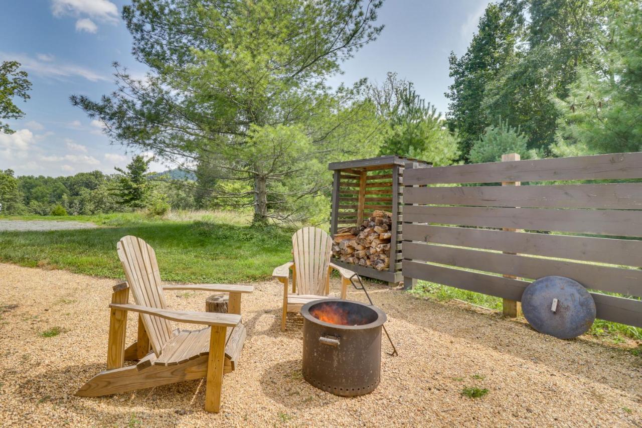 Rustic Baileys Retreat Cabin Near Wineries! Crozet Eksteriør billede