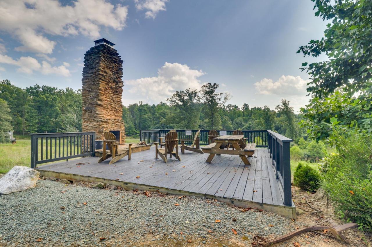 Rustic Baileys Retreat Cabin Near Wineries! Crozet Eksteriør billede