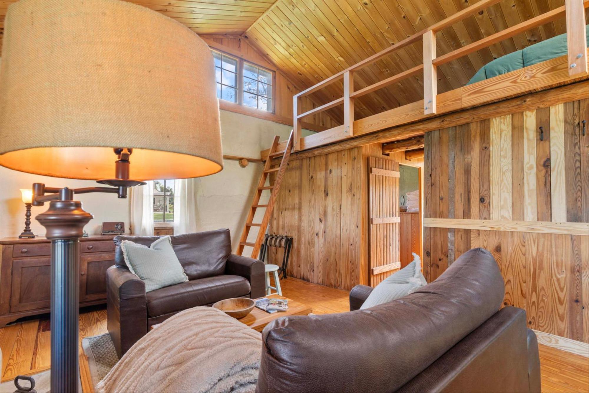 Rustic Baileys Retreat Cabin Near Wineries! Crozet Eksteriør billede